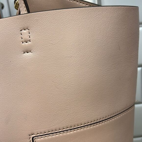 Tory Burch Blush Large Tote with Pouch - Picture 7 of 14